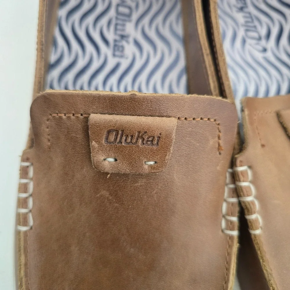 OluKai Mens Kakaha Leather Slip On Loafers Size 8.5 Brown Comfort Coastal Beach